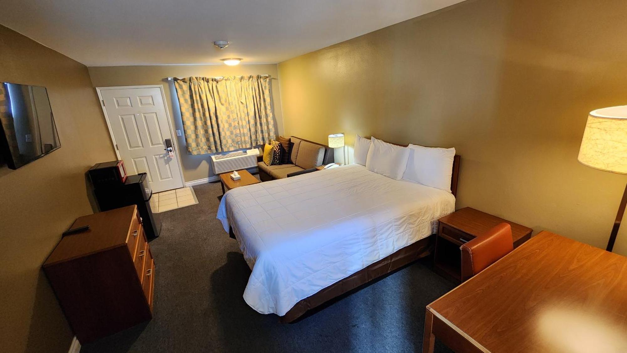 Welcome Everett Inn Exterior photo